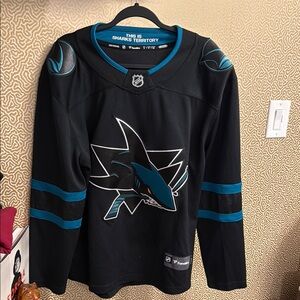 Black and Teal San Jose Sharks Hockey Jersey size S